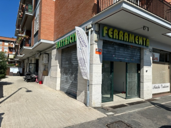 Tipologia Immobile: locale commerciale / negozio Provincia: roma Comune: roma Località: nuovo salario Indirizzo: Piazza Filattiera