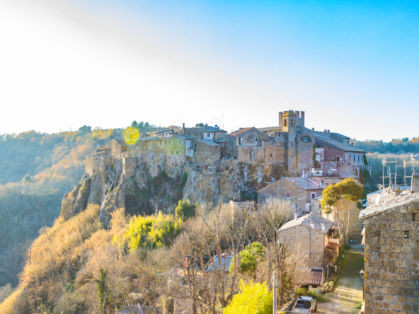 Tipologia Immobile: appartamento Provincia: viterbo Comune: calcata Località:  Indirizzo: Via Sinibaldi